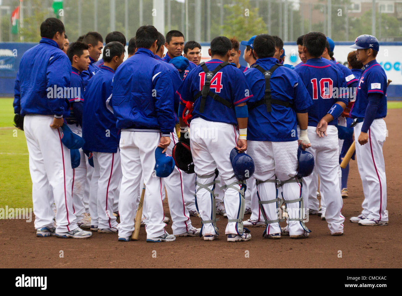 HAARLEM, PAESI BASSI, 18/07/2012. Team di Taipei cinese prima della partita contro il Team USA a Haarlem Baseball Week 2012. Foto Stock