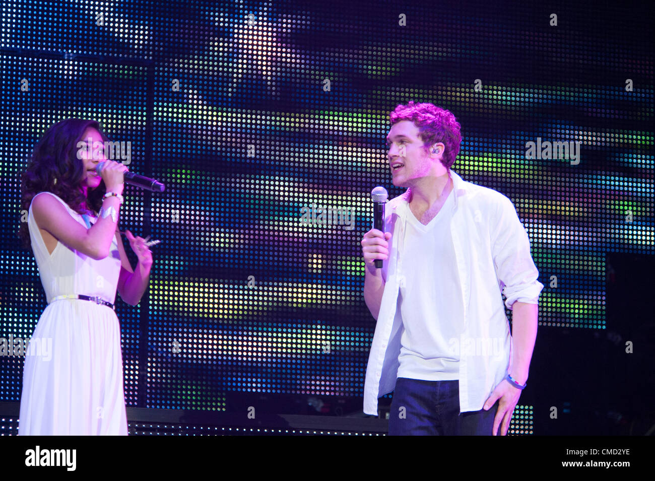 Sacramento, CA - 21 Luglio: American Idol contestants eseguire in American Idol Live Tour 2012 a Power Balance Pavilion a Sacramento, la California il 20 Luglio 2012 Foto Stock