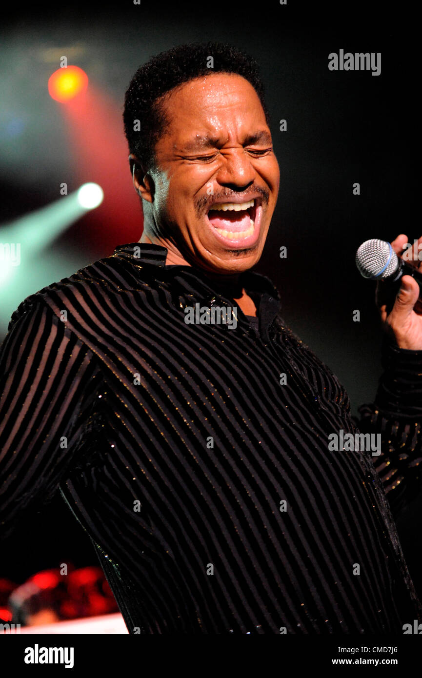 Luglio 22nd, 2012 - Los Angeles, California, Stati Uniti d'America - musicista-MARLON JACKSON sul palco durante i Jacksons' Unity Tour 2012 presso il Teatro Greco. Foto Stock