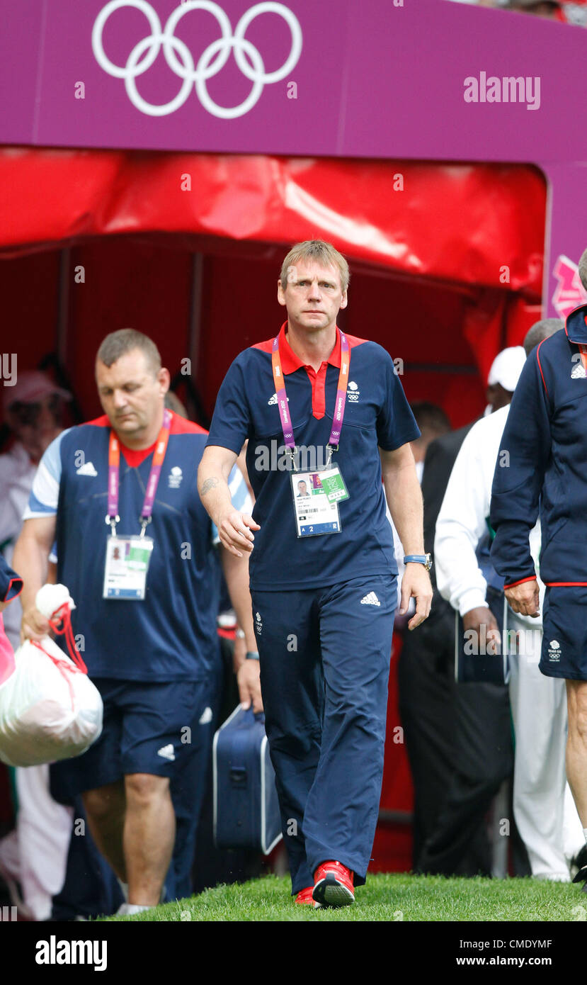 STUART PEARCE GRAN BRETAGNA V SENEGAL OLD TRAFFORD Manchester Inghilterra 26 Luglio 2012 Foto Stock