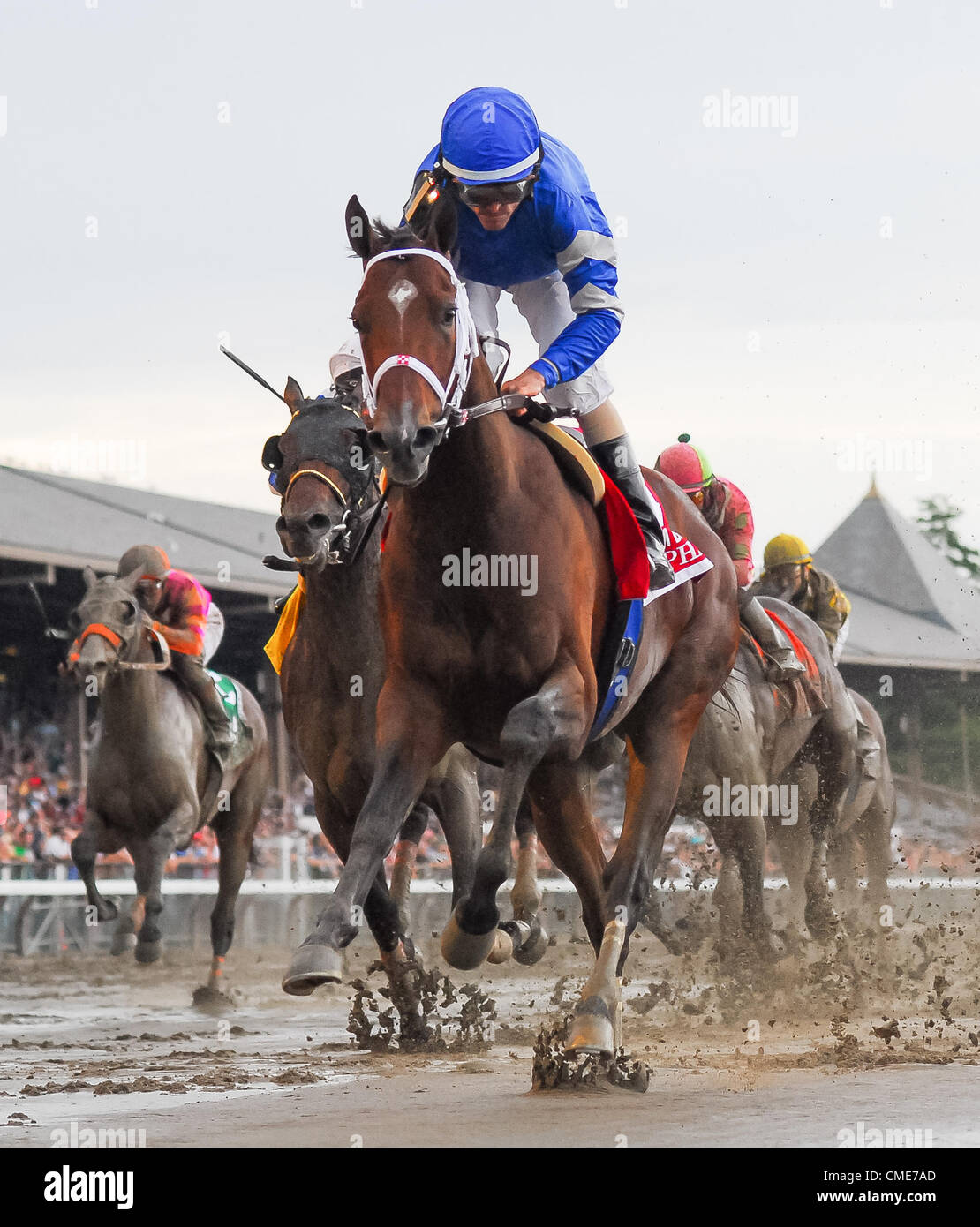 Luglio 28, 2012 - Saratoga Springs, New York, Stati Uniti - Alpha, con jockey RAMON DOMINGUEZ in ferri da stiro, vince la Jim Dandy di Jim Dandy giorno a Saratoga Race Course. (Credito Immagine: © Scott Serio/eclipse/ZUMAPRESS.com) Foto Stock