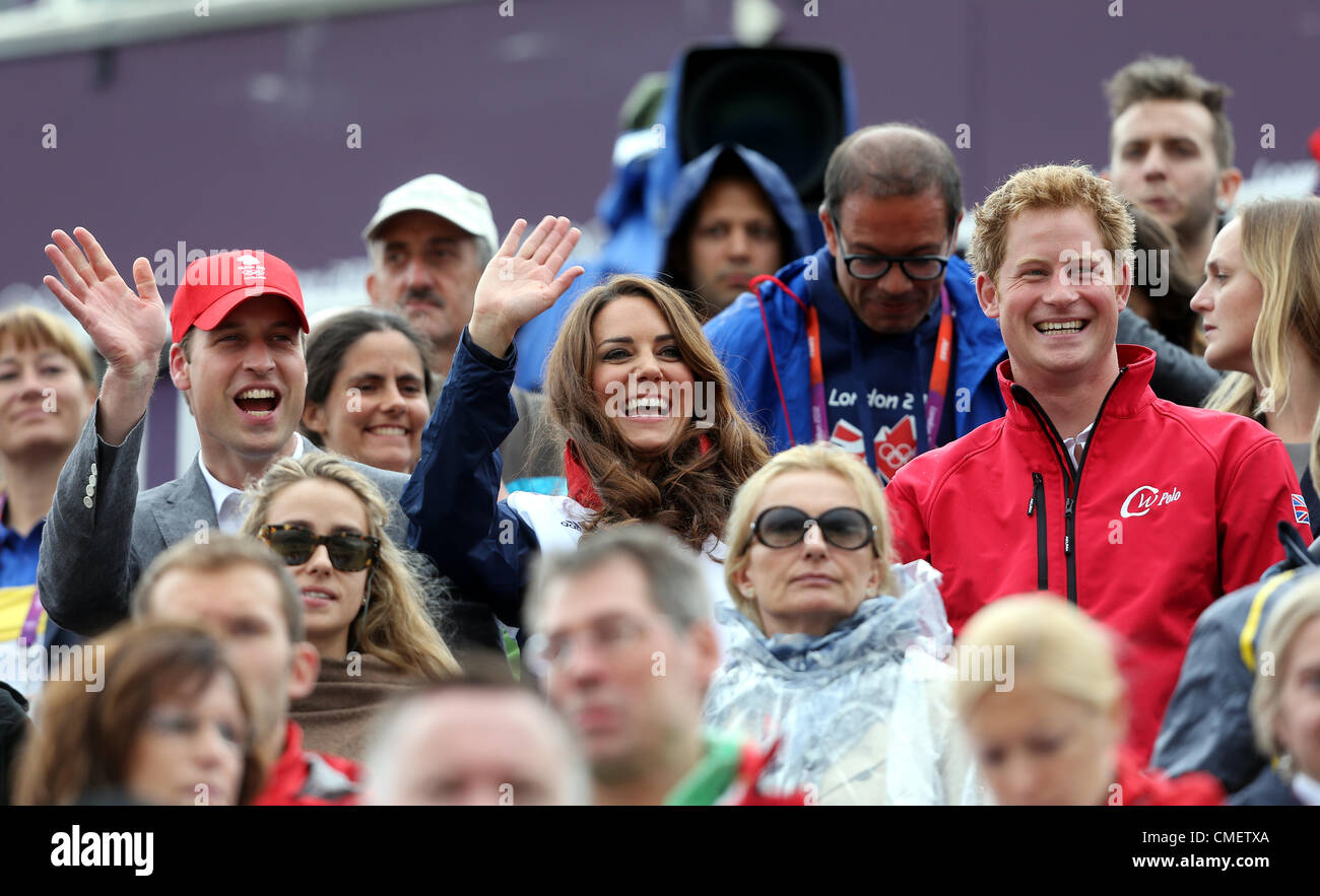 Il duca DUCHESSA DI CAMBRIDGE il principe Harry GRAN BRETAGNA Greenwich Park Londra Inghilterra 31 Luglio 2012 Foto Stock