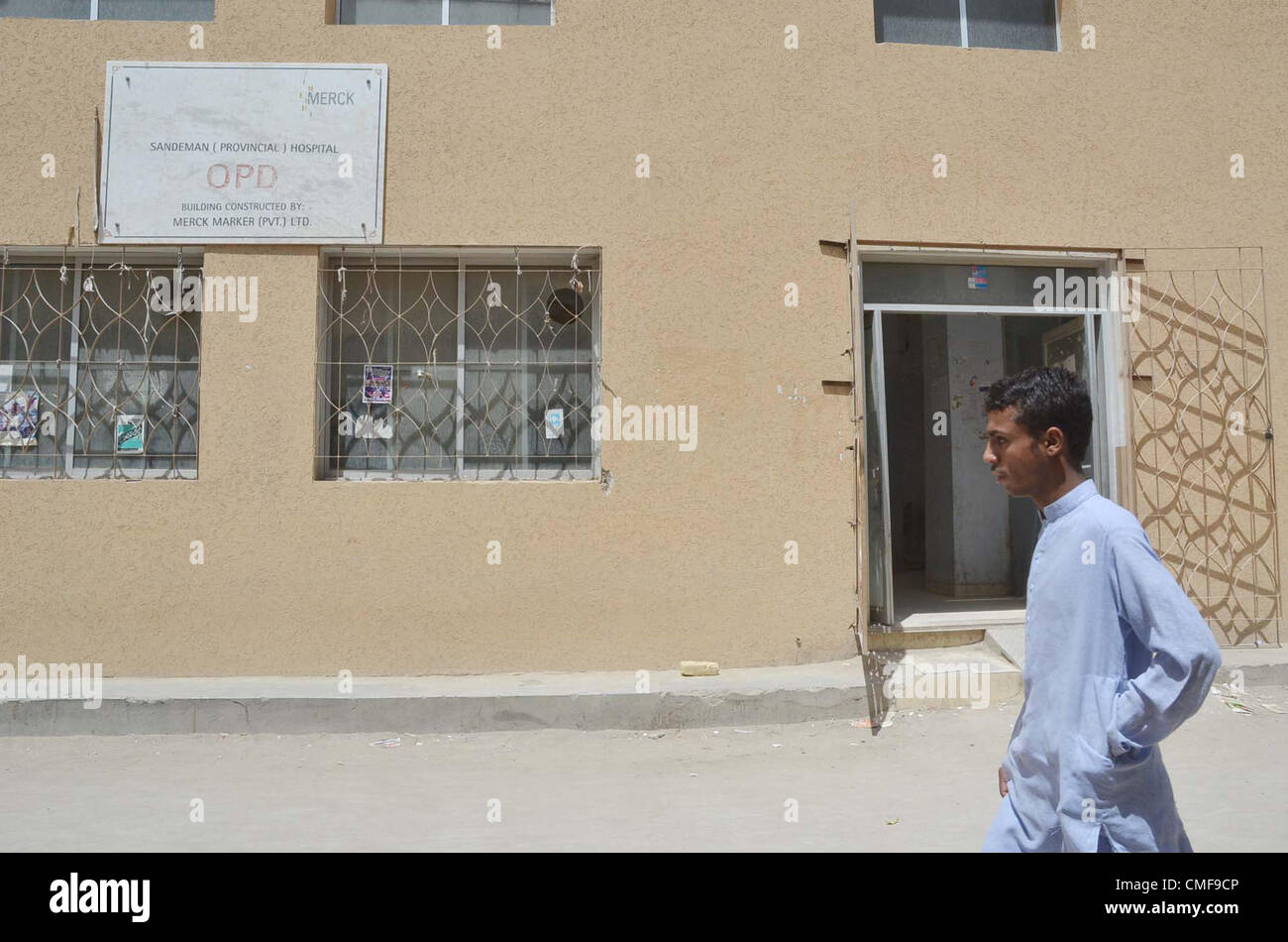 Una vista di chiusura dipartimento OPD dovuta ai medici la protesta contro la mancata riscossione di Dr.Ghulam Rasool all'ospedale civile di Quetta, giovedì 02 agosto 2012. Foto Stock