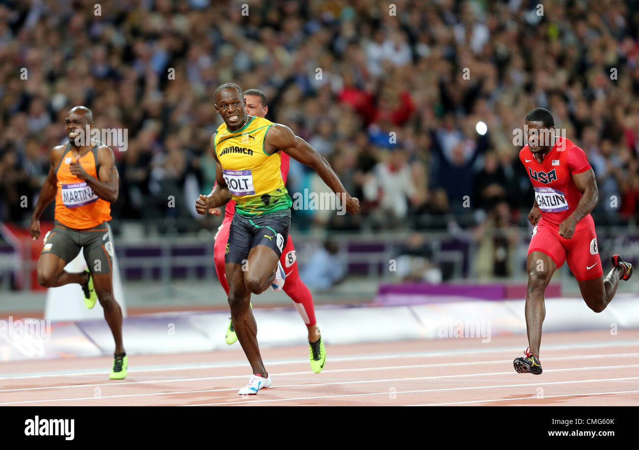 USAIN BOLT VINCE OLYMPIC 100 METRI FINALI Foto Stock