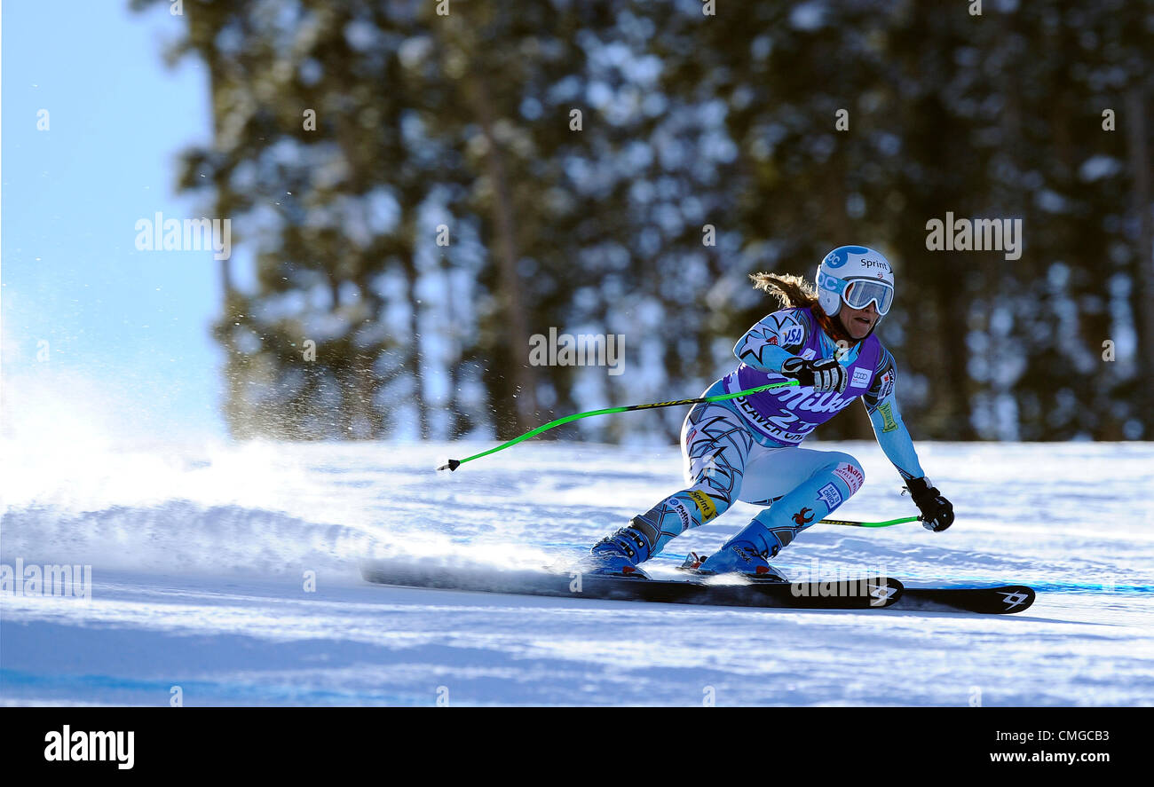 7 dicembre, 2011 - Beaver Creek, CO, Stati Uniti - Julia Mancuso dell'USA fa una corsa nella Coppa del Mondo femminile Super-G in Beaver Creek, Colorado Dicembre 7, 2011. foto Ralph Lauer (credito Immagine: © Ralph Lauer/ZUMAPRESS.com) Foto Stock