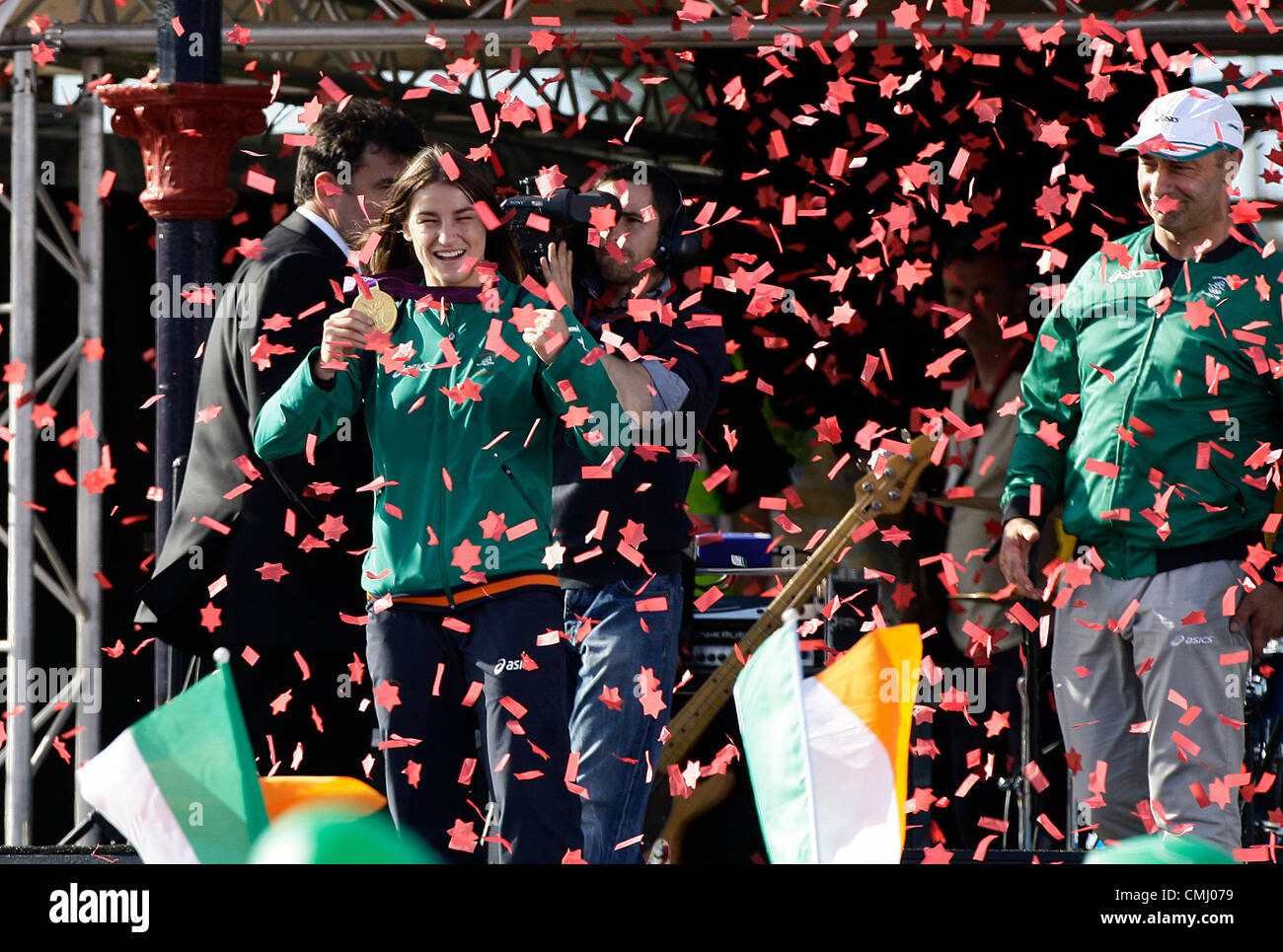 Dublin 13 ago 2012 - Katie Taylor medaglia d'oro nel pugilato femminile campione leggero a casa sua venuta a Bray, Wicklow, Irlanda Foto Stock