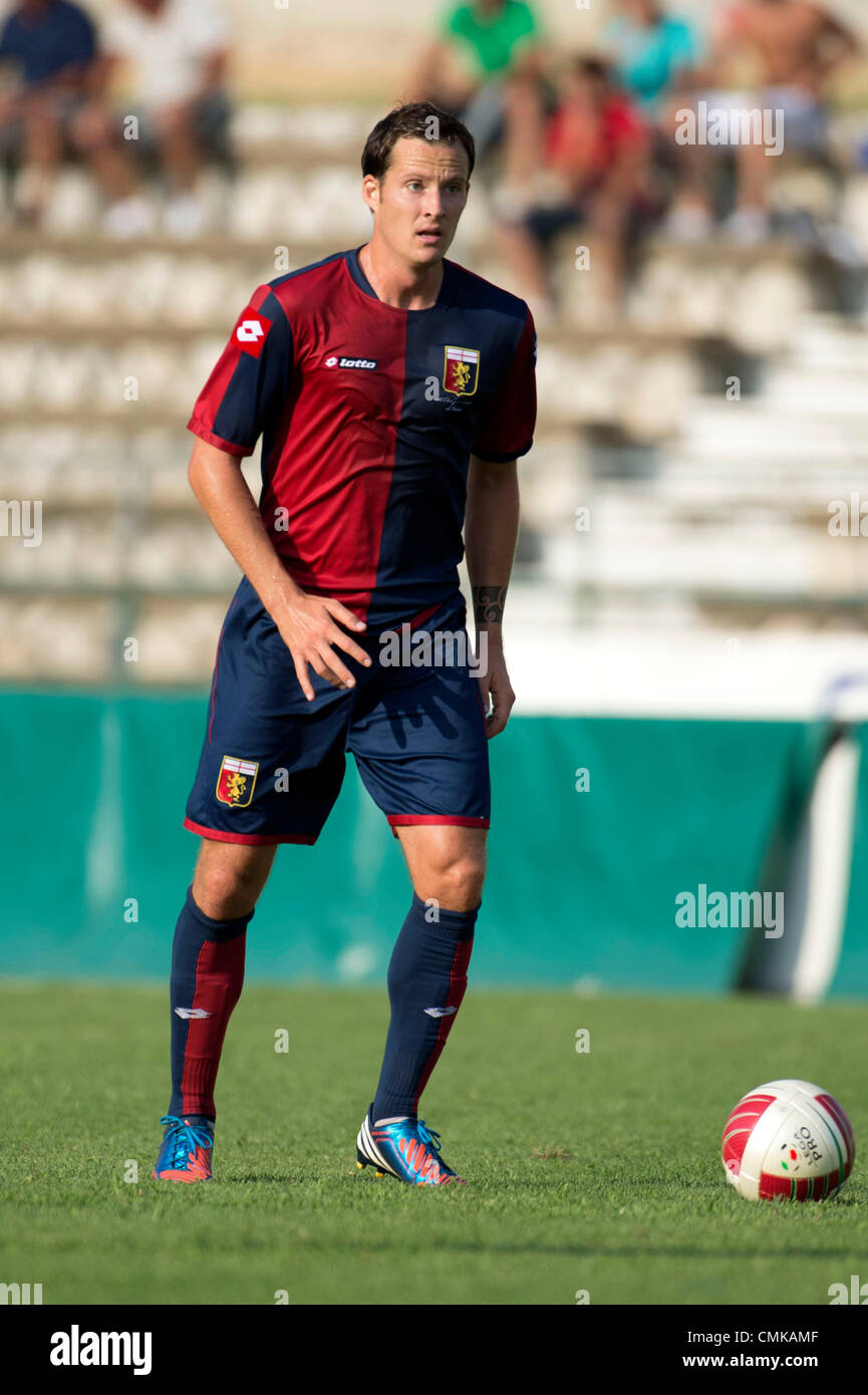 Daniel Tozser (Genova), 16 agosto 2012 - Calcio : Pre-Season amichevole tra Carrarese 0-2 Genova presso lo stadio di marmi di Carrara, Italia. (Foto di Maurizio Borsari/AFLO) Foto Stock