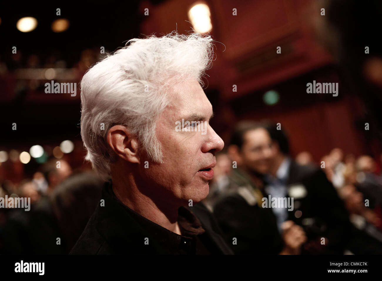 Salonicco, Grecia. 1 novembre 2013. Apertura del 54th Thessaloniki International Film Festival con il film solo gli amanti usciti vivi dal regista americano Jim Jarmusch A Olympion Cinema. Salonicco, Grecia il 1 novembre 2013. Credito: Konstantinos Tsakalidis/Alamy Live News Foto Stock