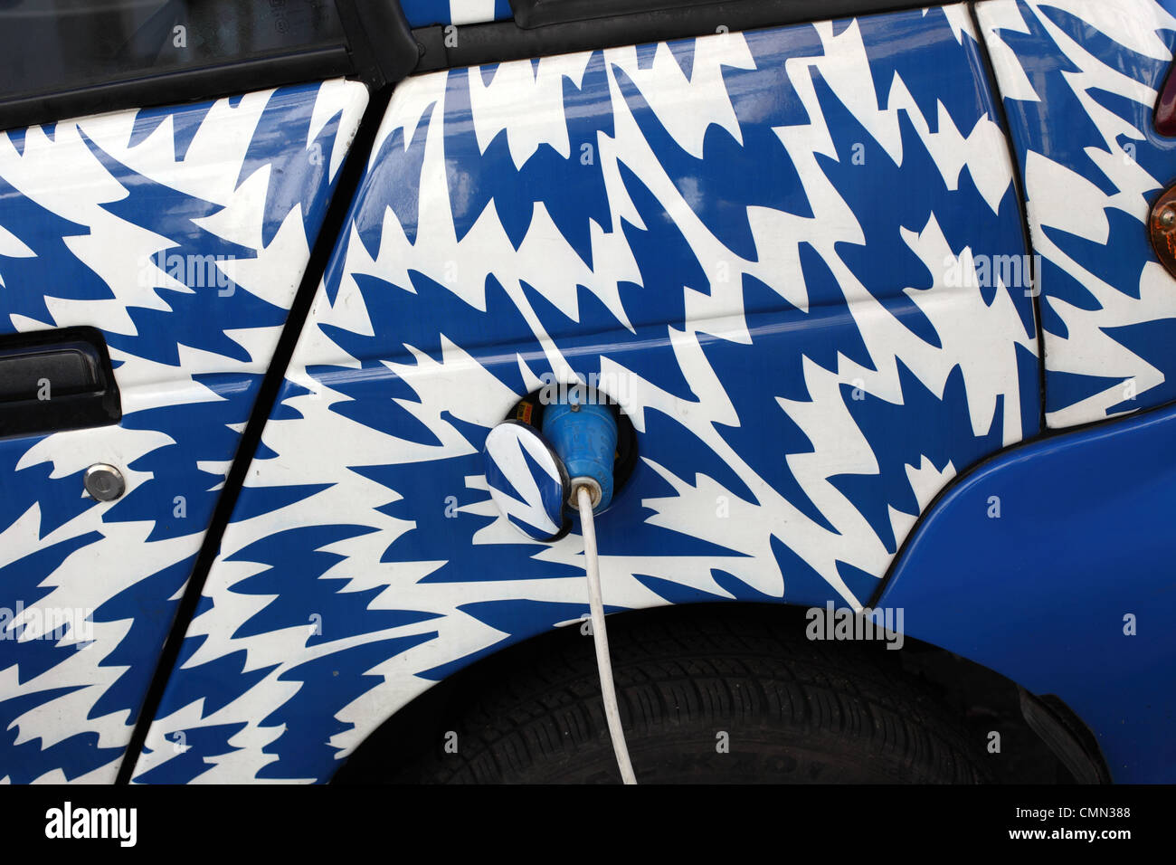 Una G wiz carica in auto Foto Stock