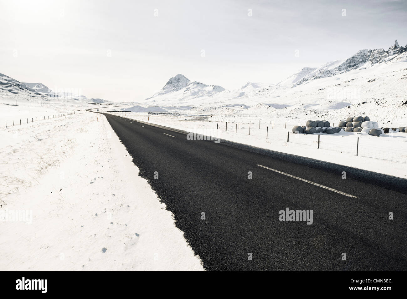 Percorso 1, Oxnadalsheidi, tra Skagafjordur e Eyjafjordur, Islanda Route 1-Autostrada Nazionale -Ring Road Foto Stock