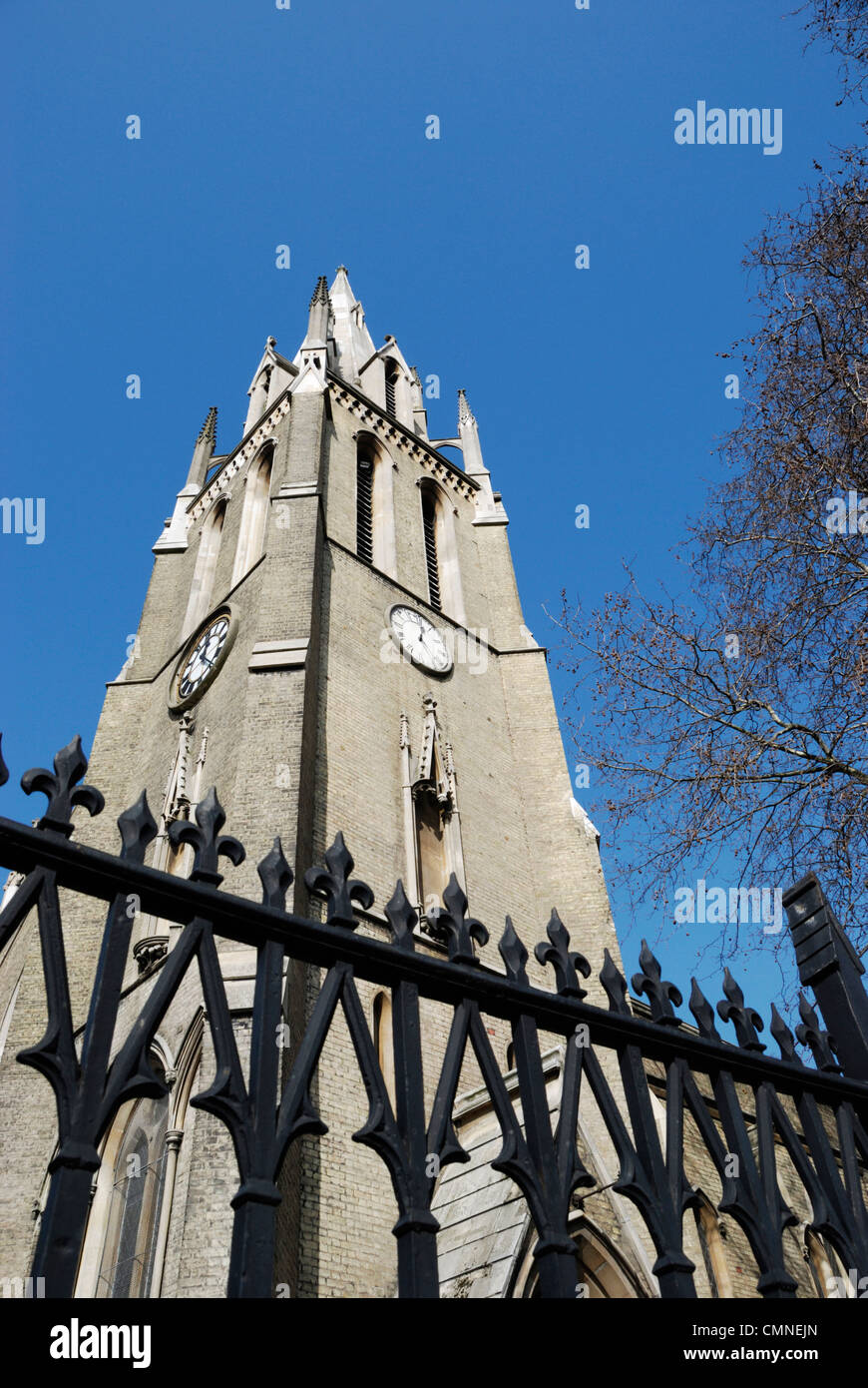 Chiesa di San Giovanni Evangelista, Stratford, Londra, Inghilterra Foto Stock
