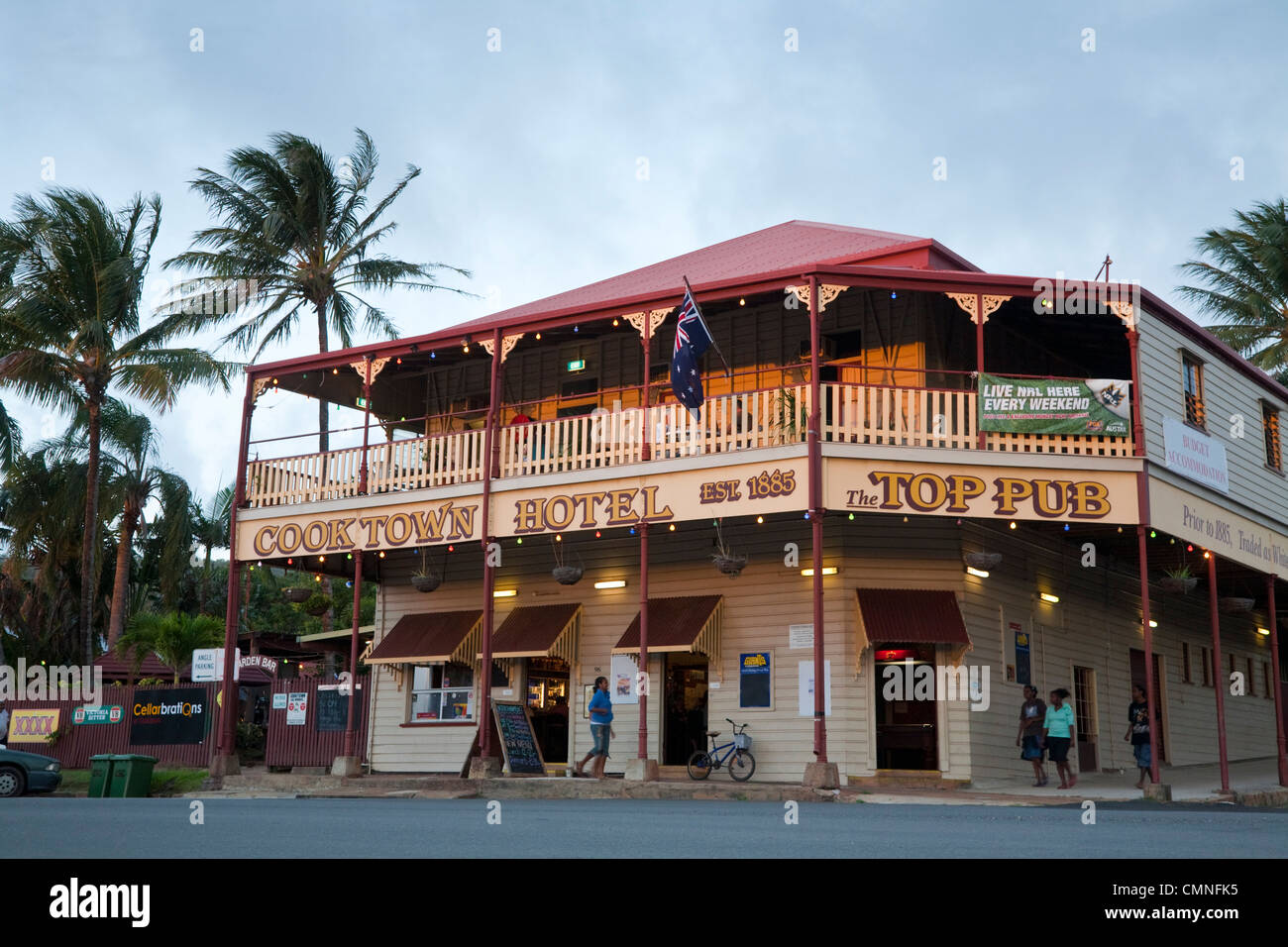 La storica Cooktown Hotel (anche noto come Top Pub) risalente al 1885. Cooktown, Queensland, Australia Foto Stock