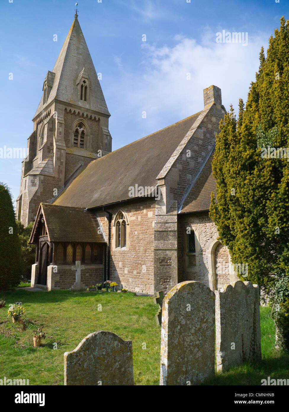 San Pietro e San Paolo - una piccola chiesa nel villaggio di Appleford, Oxfordshire 2 Foto Stock