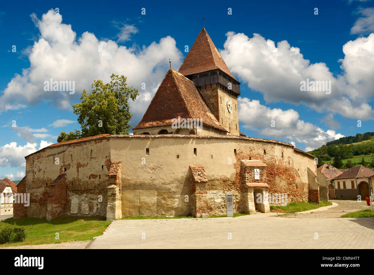 Il gotico del XIV secolo Axnte Sever Saxon evangelica chiesa fortificata, Sibiu, Transilvania. Foto Stock