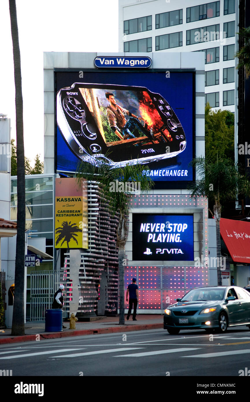Tabellone elettronico pubblicità sul Sunset Strip Foto Stock