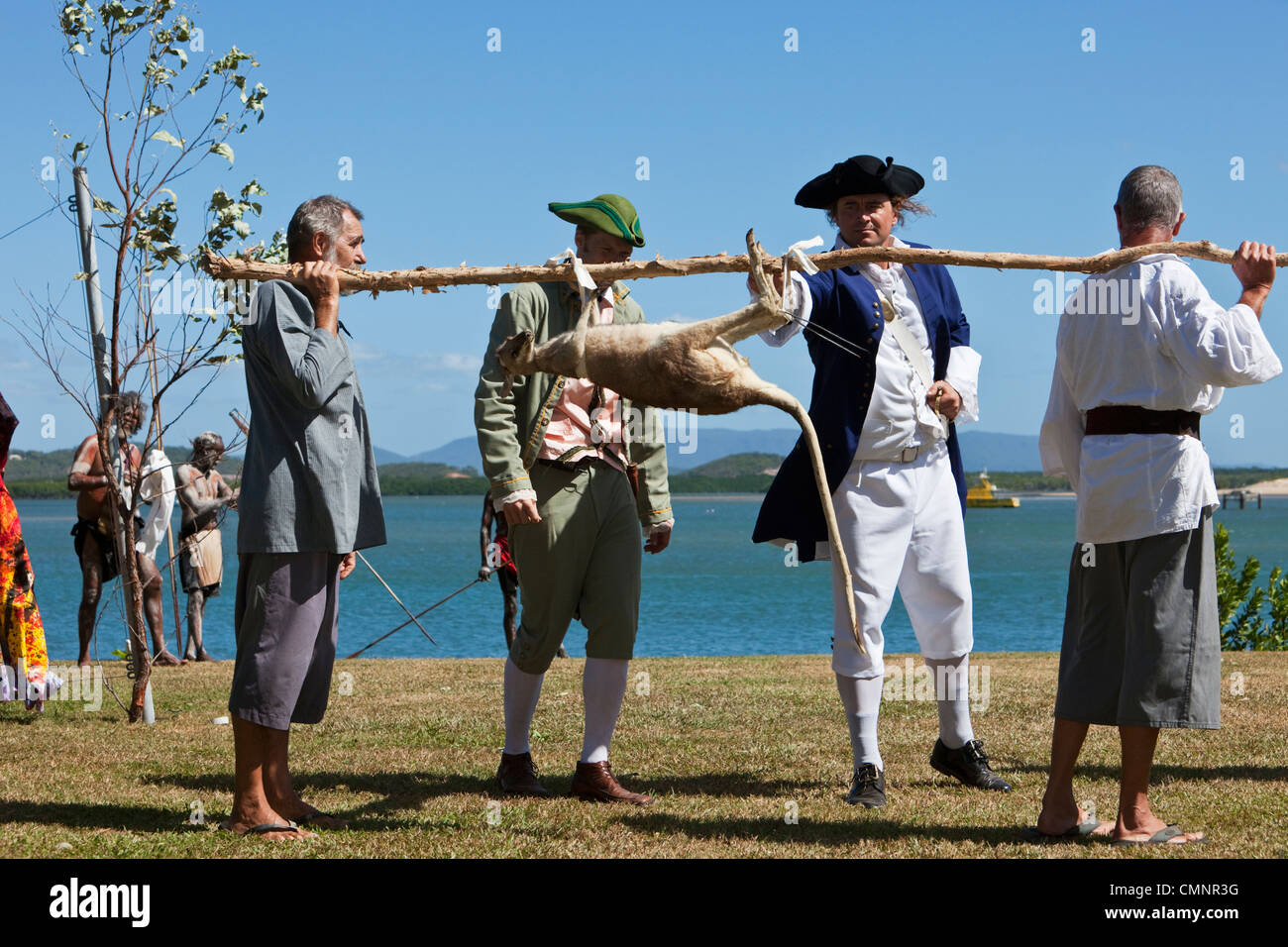 Rievocazione della Captain Cook in atterraggio a Cooktown. Cooktown, Queensland, Australia Foto Stock