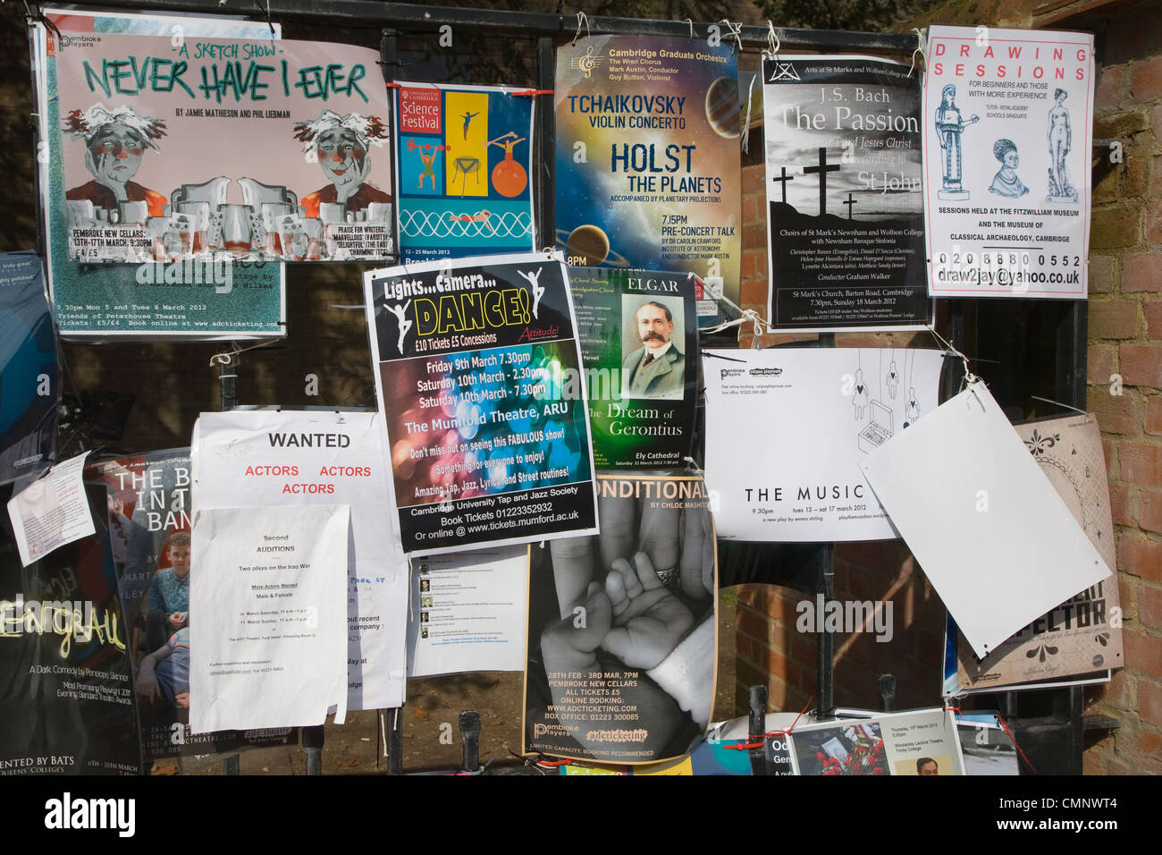 La vita degli studenti poster per eventi culturali e di attività, Università di Cambridge, Inghilterra Foto Stock