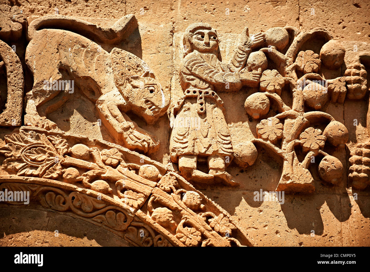 Armeno scultura religiosa scene della Bibbia, Akdamar Cattedrale di Santa Croce, il lago di Van in Turchia Foto Stock