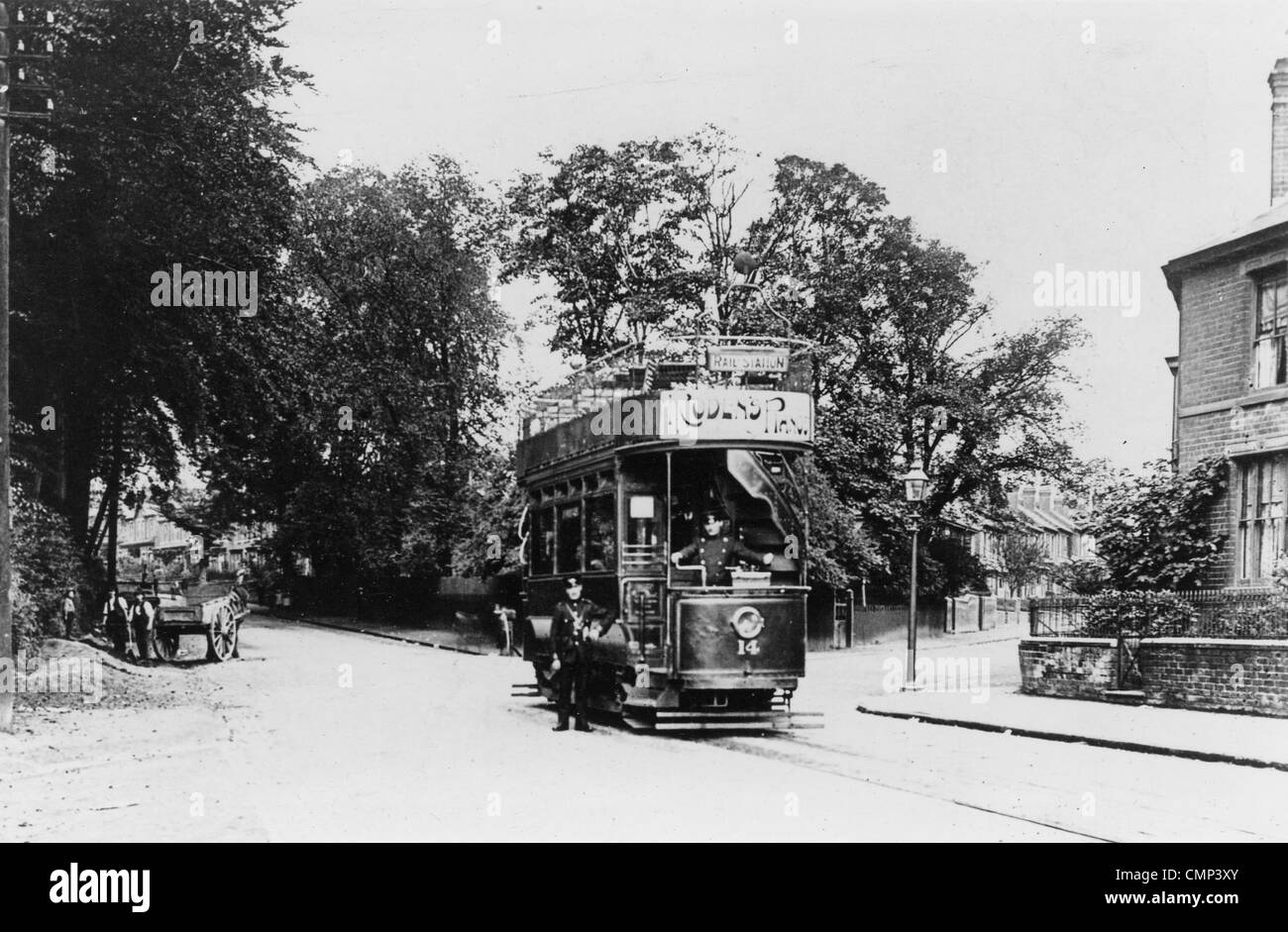 Tram, Oxley Bank Terminus, Bushbury, circa 1910. Un inizio di Wolverhampton Corporation (tram n. 14) a Oxley Bank tram terminus Foto Stock