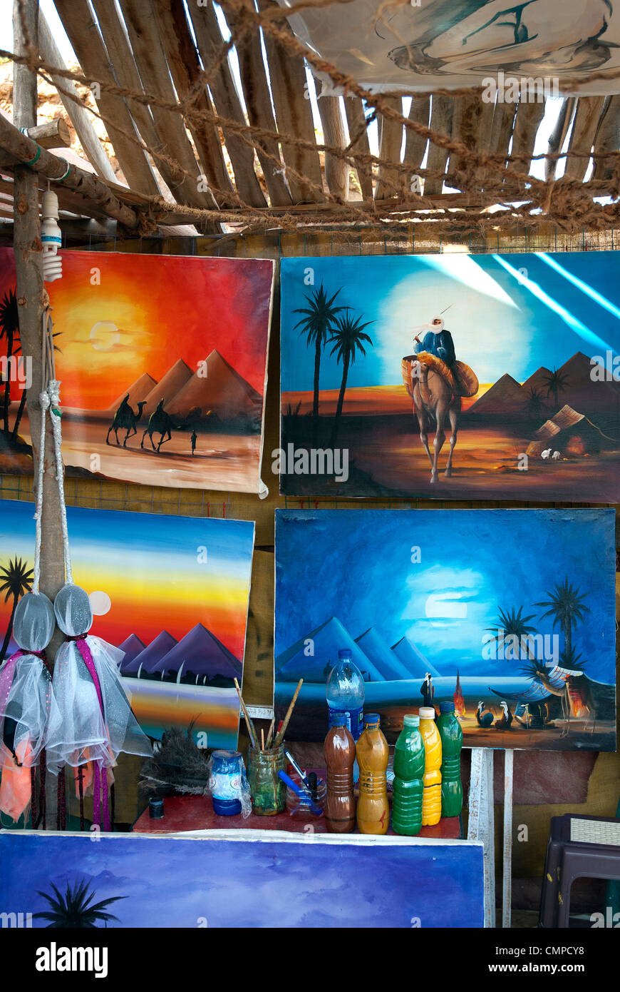 Dipinti di artisti per la vendita Marsa Alam Red sea Egypt Foto Stock