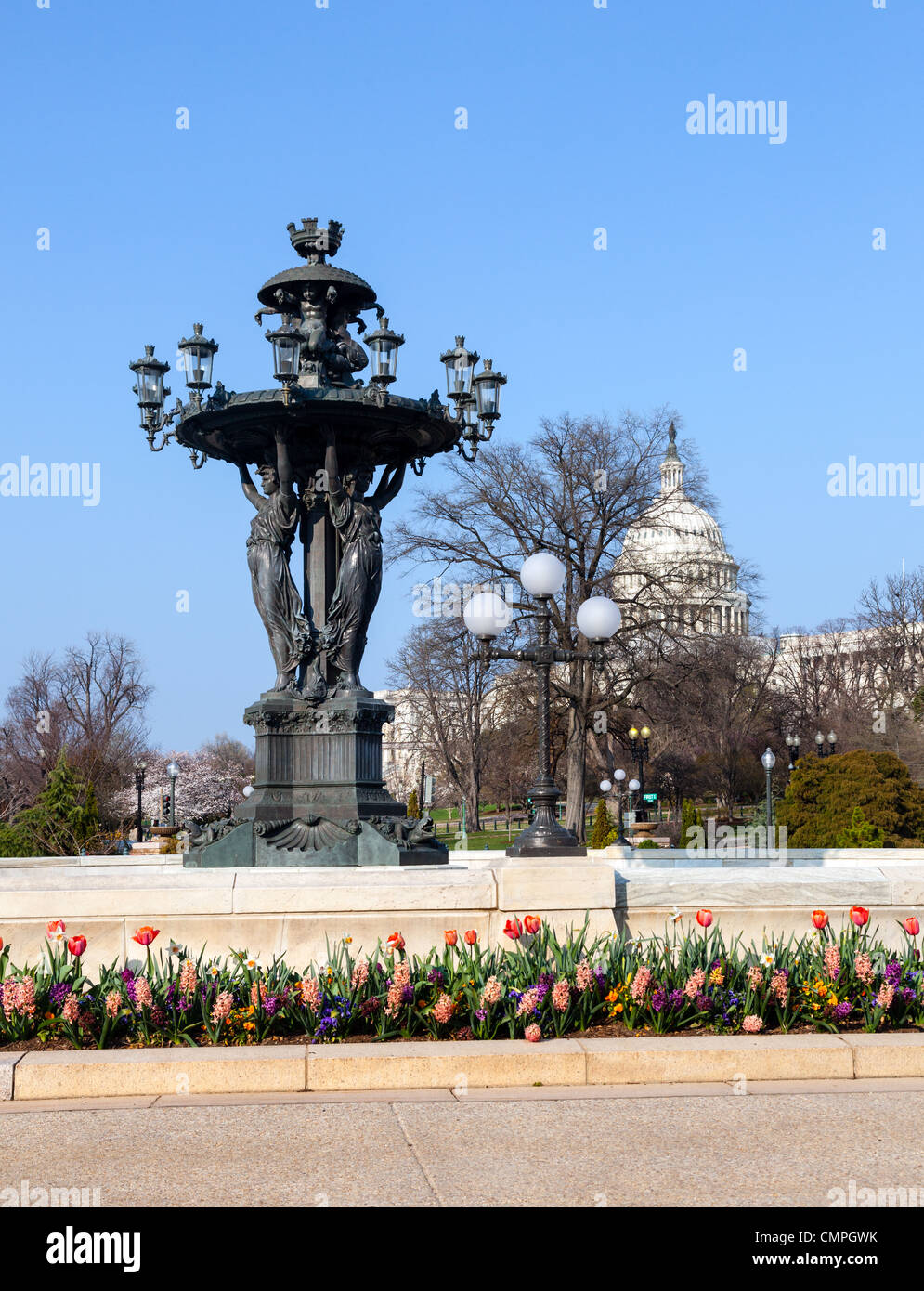 Close up di Bartholdi fontana e il Campidoglio di Washington DC. Bartholdi morì nel 1904 Foto Stock