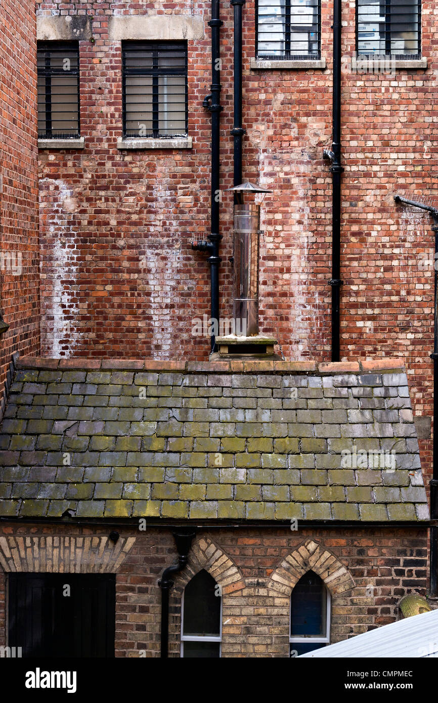 Rosso grunge muro di mattoni a Chester, Inghilterra Foto Stock