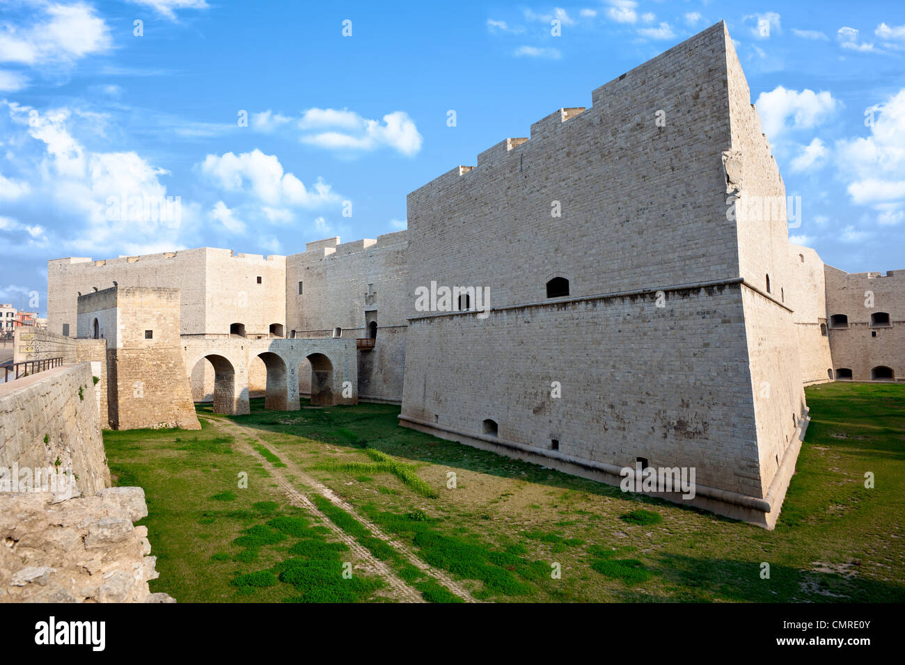 Castello Rinascimentale Architettura rinascimentale puglia immagini e fotografie stock ad alta ...