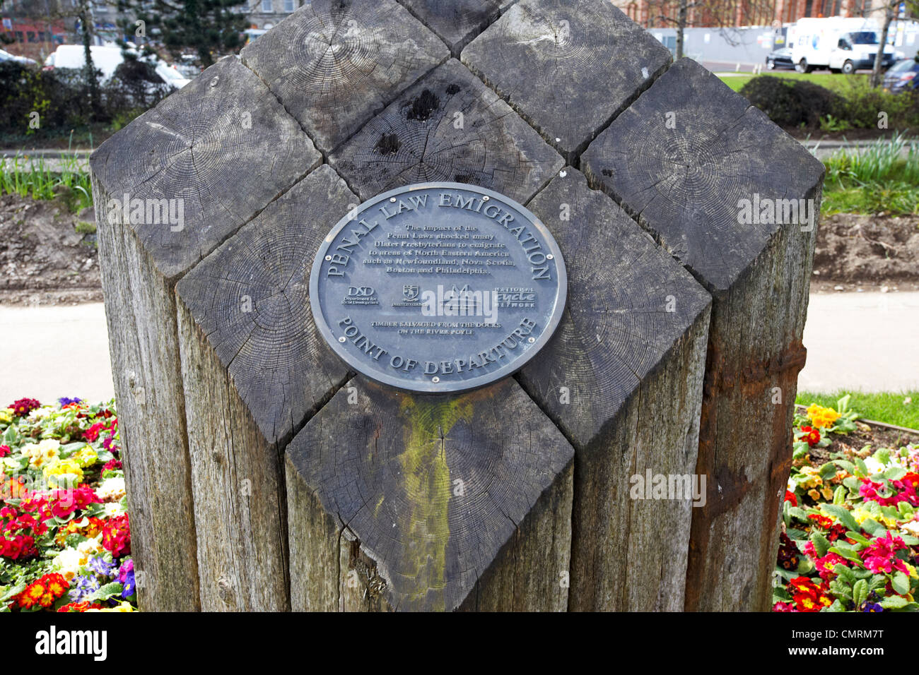 Diritto penale emigrazione punto di partenza memorial Derry City County Londonderry Irlanda del Nord Regno Unito. Foto Stock