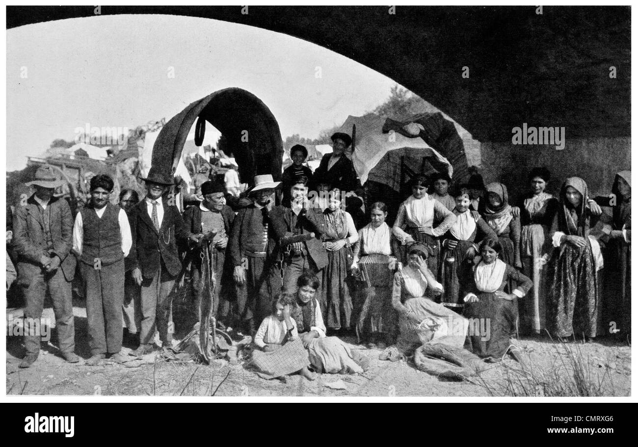 1923 contadino in camp per la festa di Santa Greca Sardegna Foto Stock