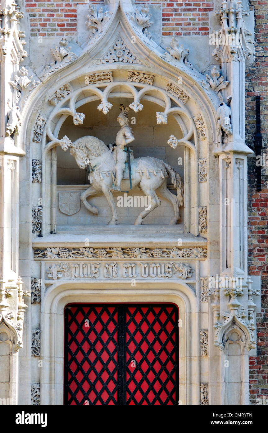 Belgio, Fiandre, Bruges, Museo Gruuthuse, Statua di Lodewijk van Gruuthuse Foto Stock