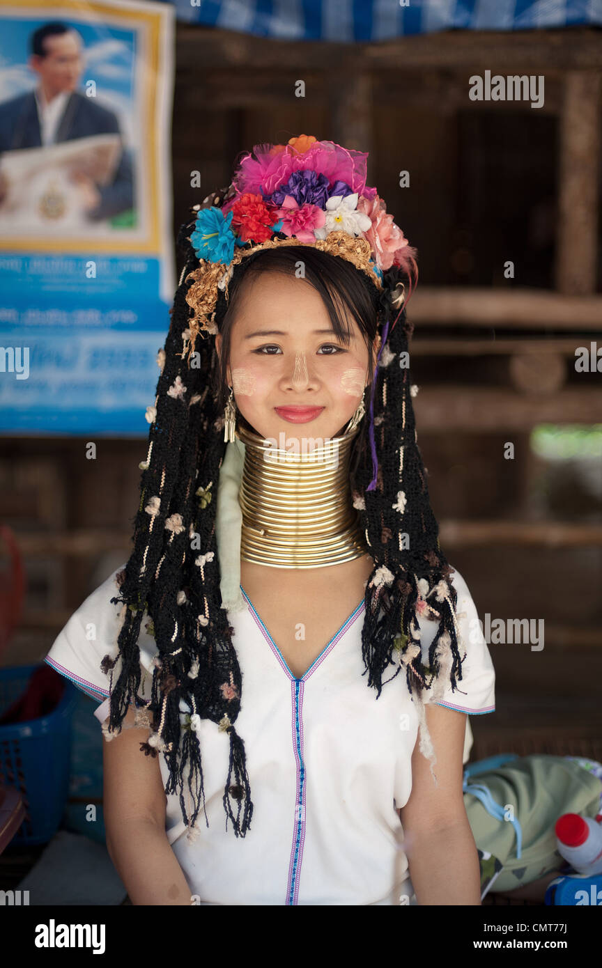 Karen lungo collo hilltribe. Thailandia. Foto Stock