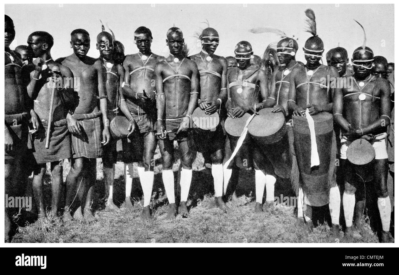 1925 Orchestra per un ballo Wakamba Kenya Colony Foto Stock
