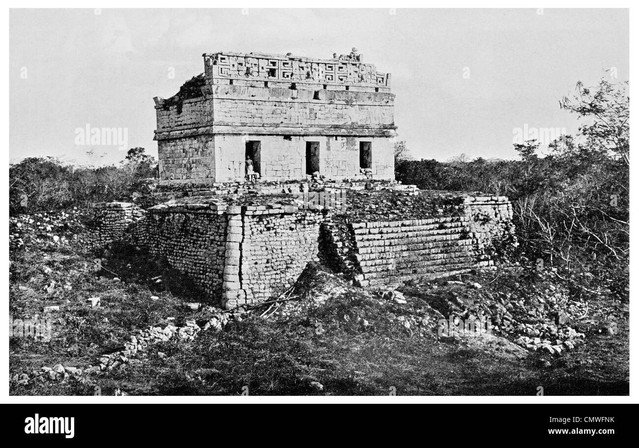 1925 Red House Casa Colorada, la Casa Rossa, Chichen Itza sito archeologico. Messico. Foto Stock