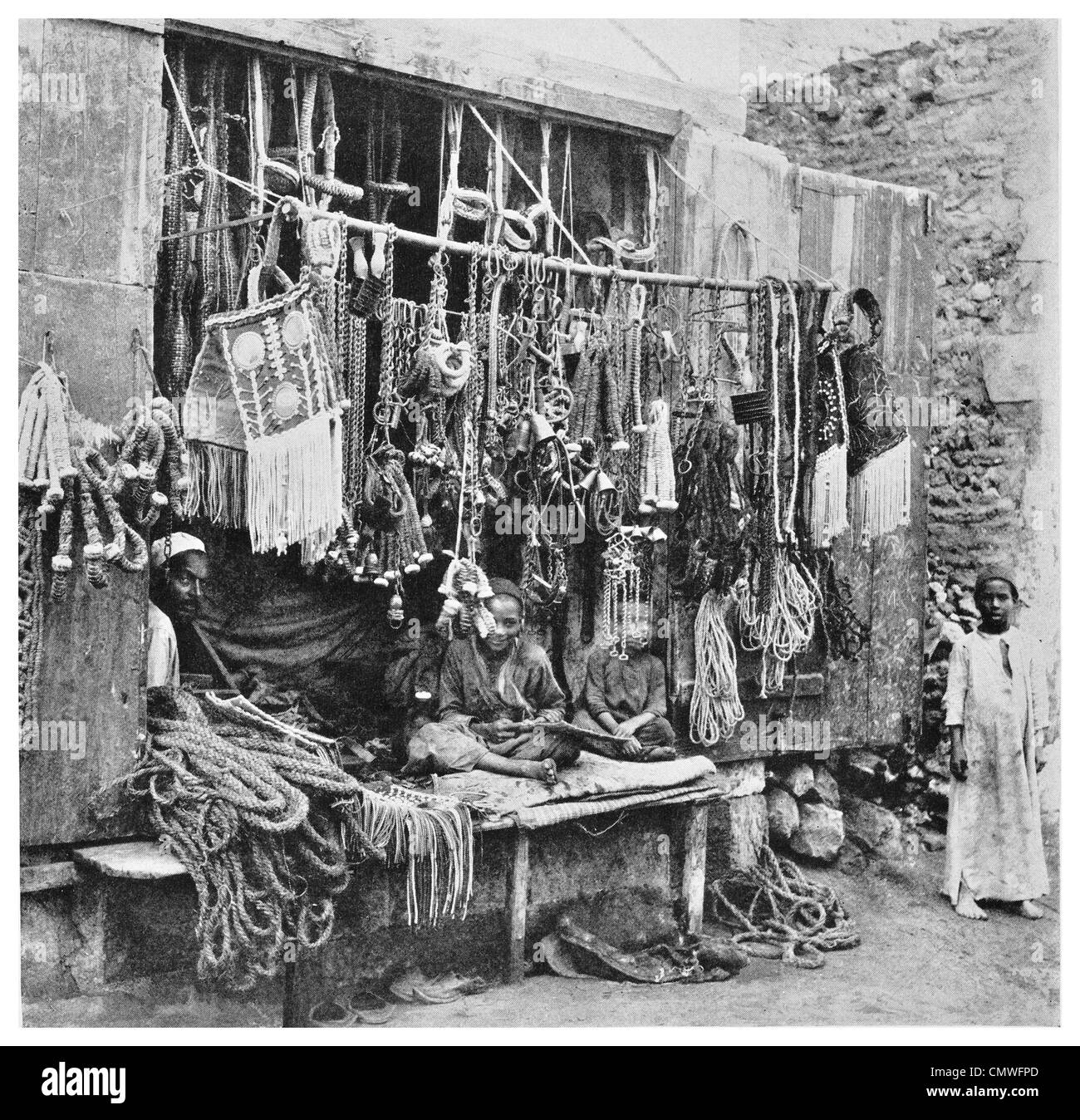 1925 cablaggio creatori di corda shop in Caro Egitto Foto Stock