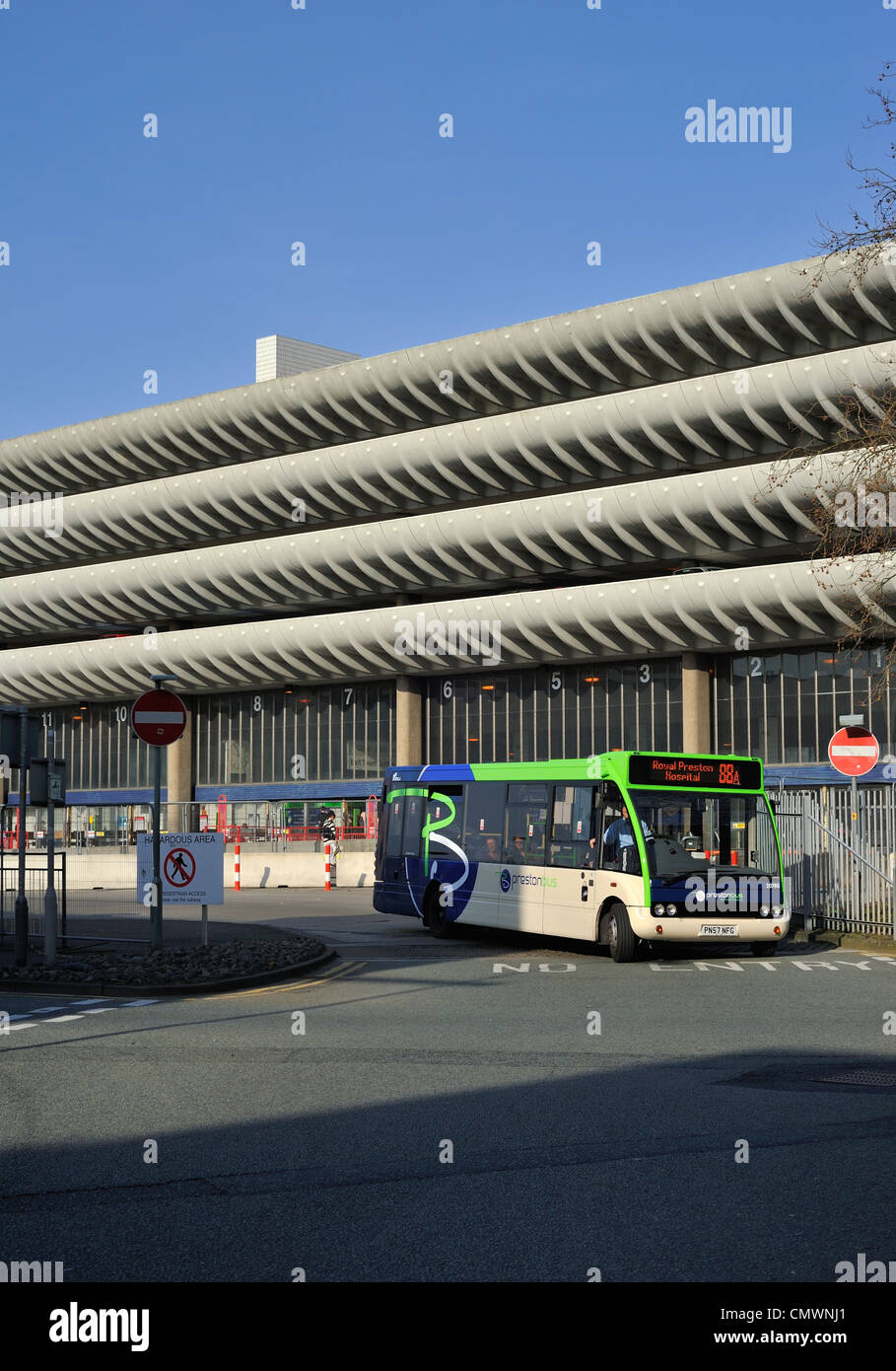 Uscite Bus preston stazione degli autobus Foto Stock