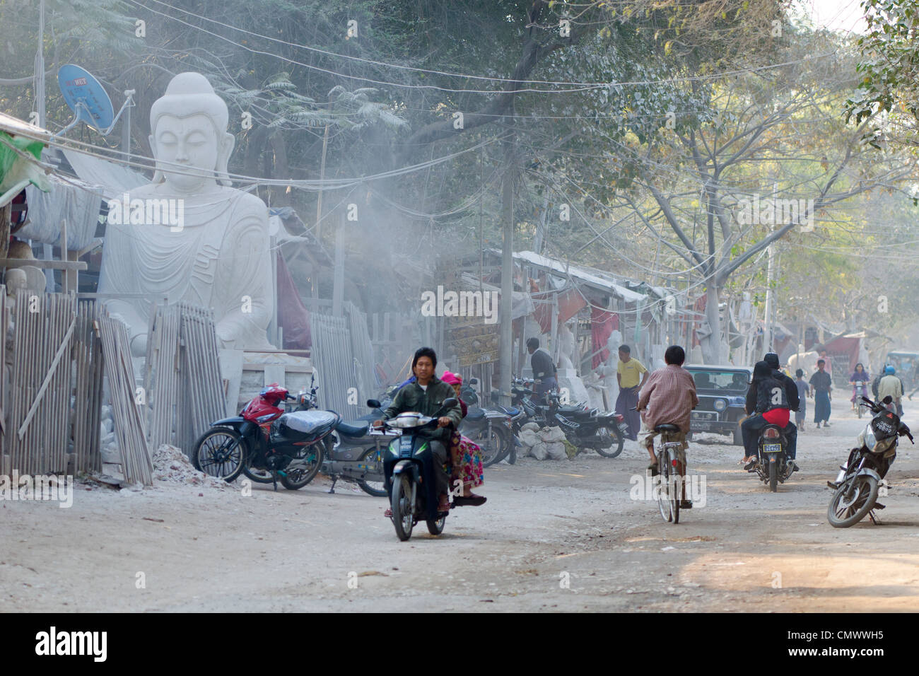 Scena di strada, Mandalay Myanmar Foto Stock