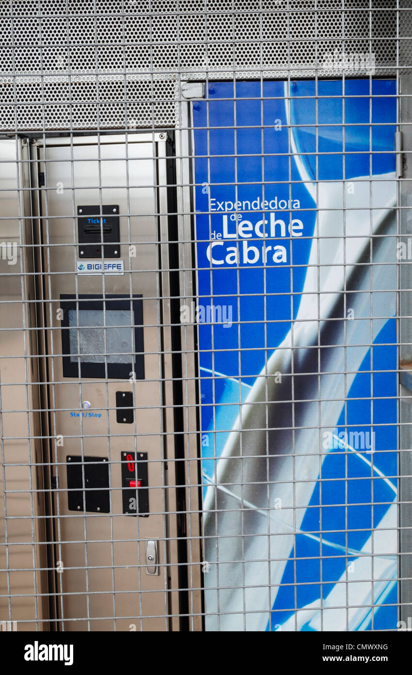 Capre di Latte (Leche de Cabra) Distributore automatico su Fuerteventura Isole Canarie Spagna Foto Stock