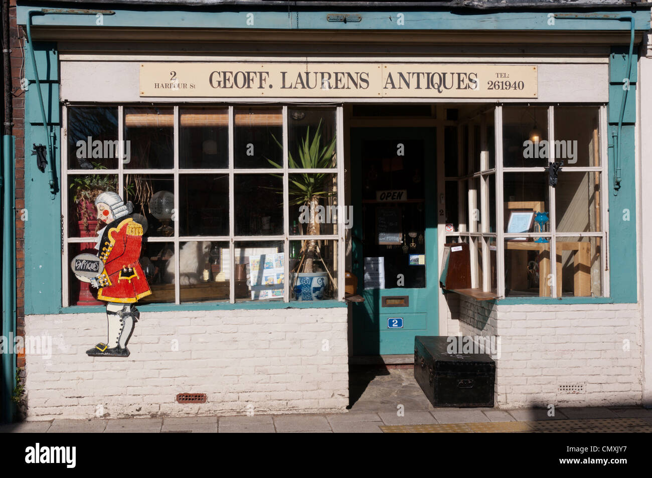 Il negozio di Geoff. Laurens Antiquariato a Whitstable Kent. Foto Stock