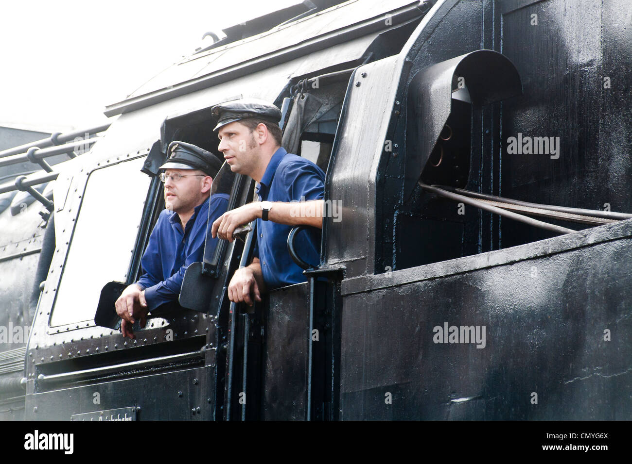 Un tedesco di locomotiva a vapore a vapore Hilbersdorf capannone vicino a Chemnitz, Germania e driver di motore Foto Stock