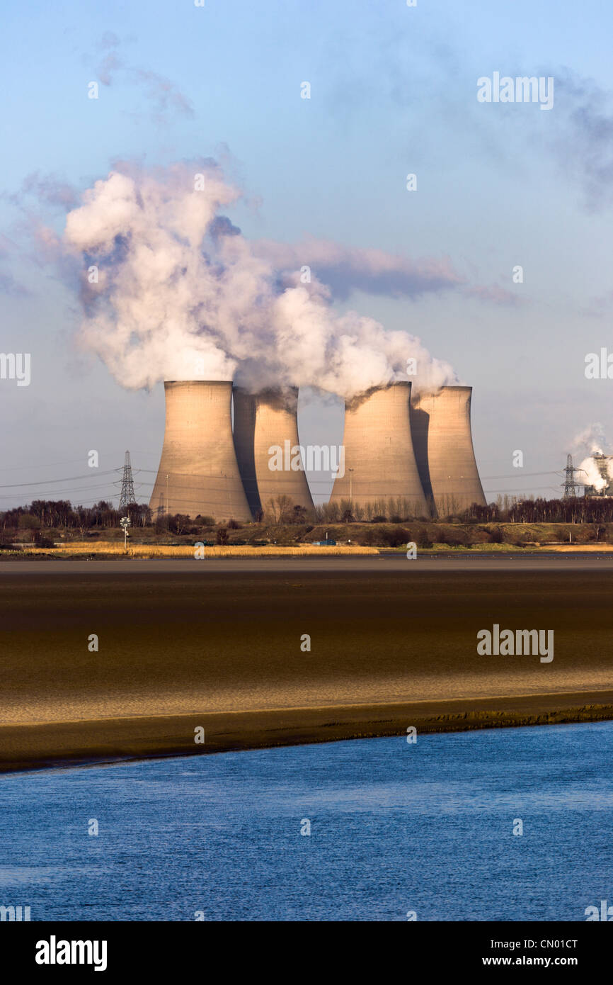 Per la produzione di energia elettrica a carbone, stazione Fiddlers Ferry, Inghilterra Foto Stock