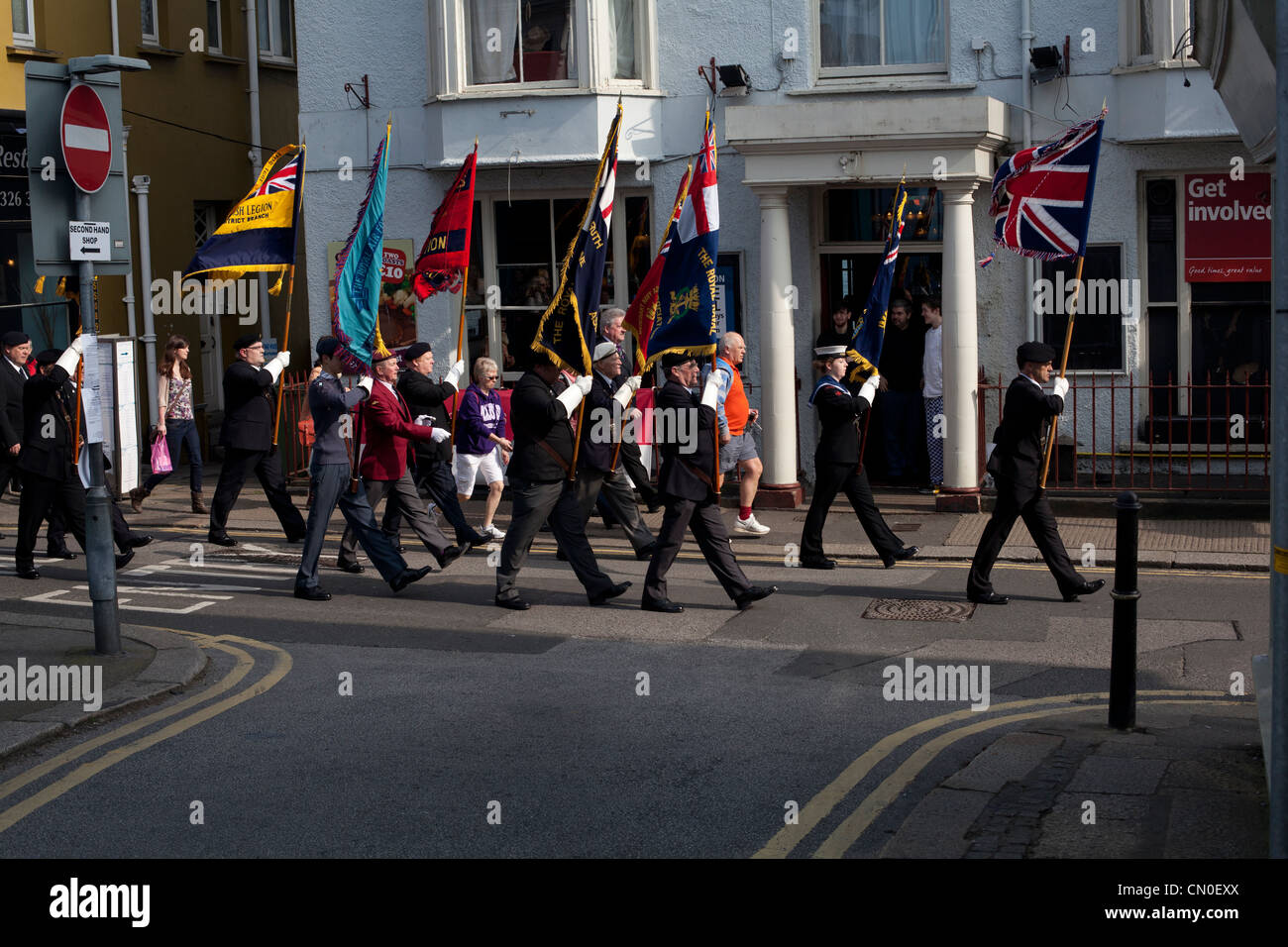 I membri della Royal British Legion presso il St Nazaire parade. Foto Stock