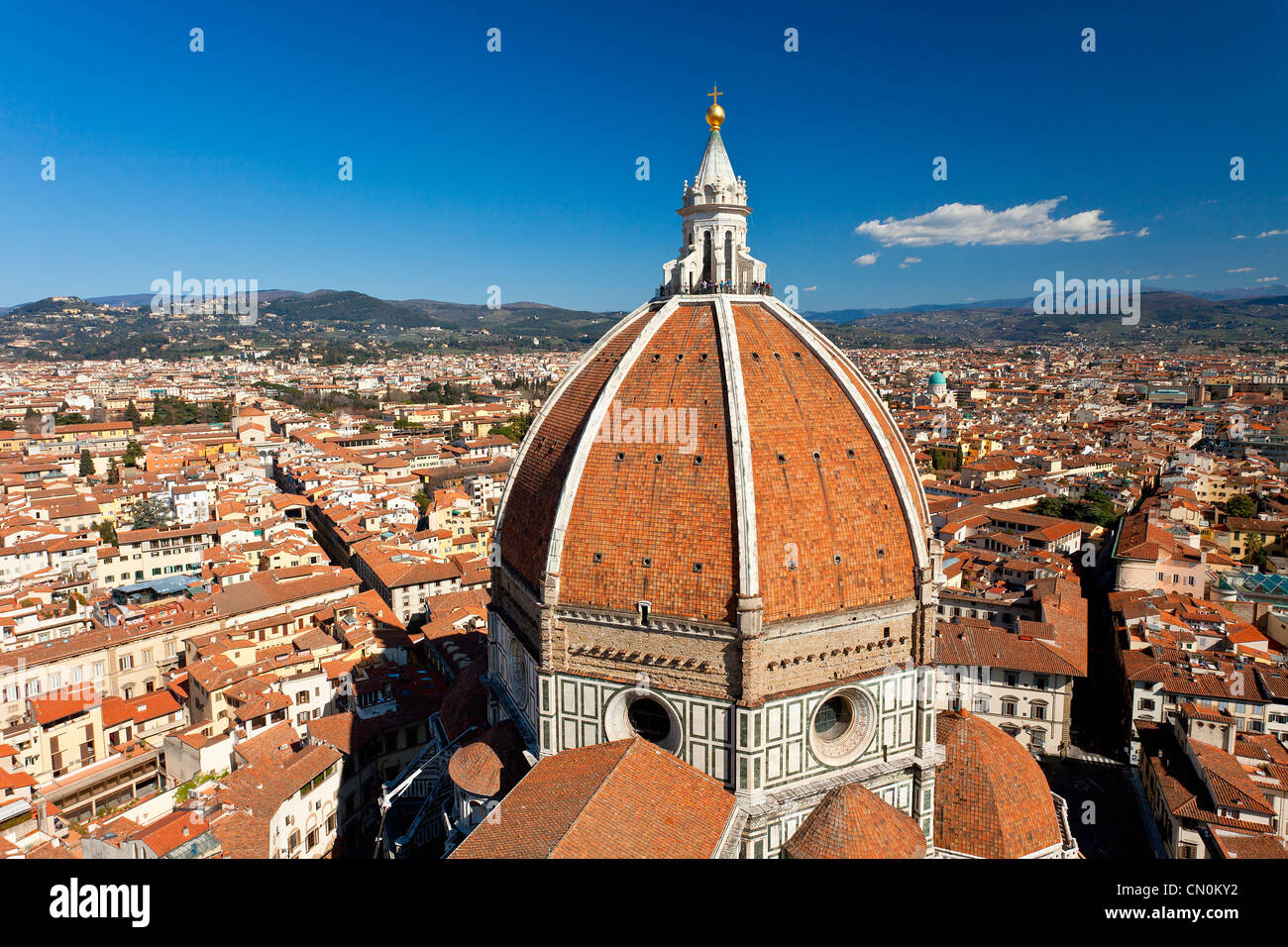 Firenze, il Duomo di Santa Maria del Fiore e panorama su Firenze Foto Stock