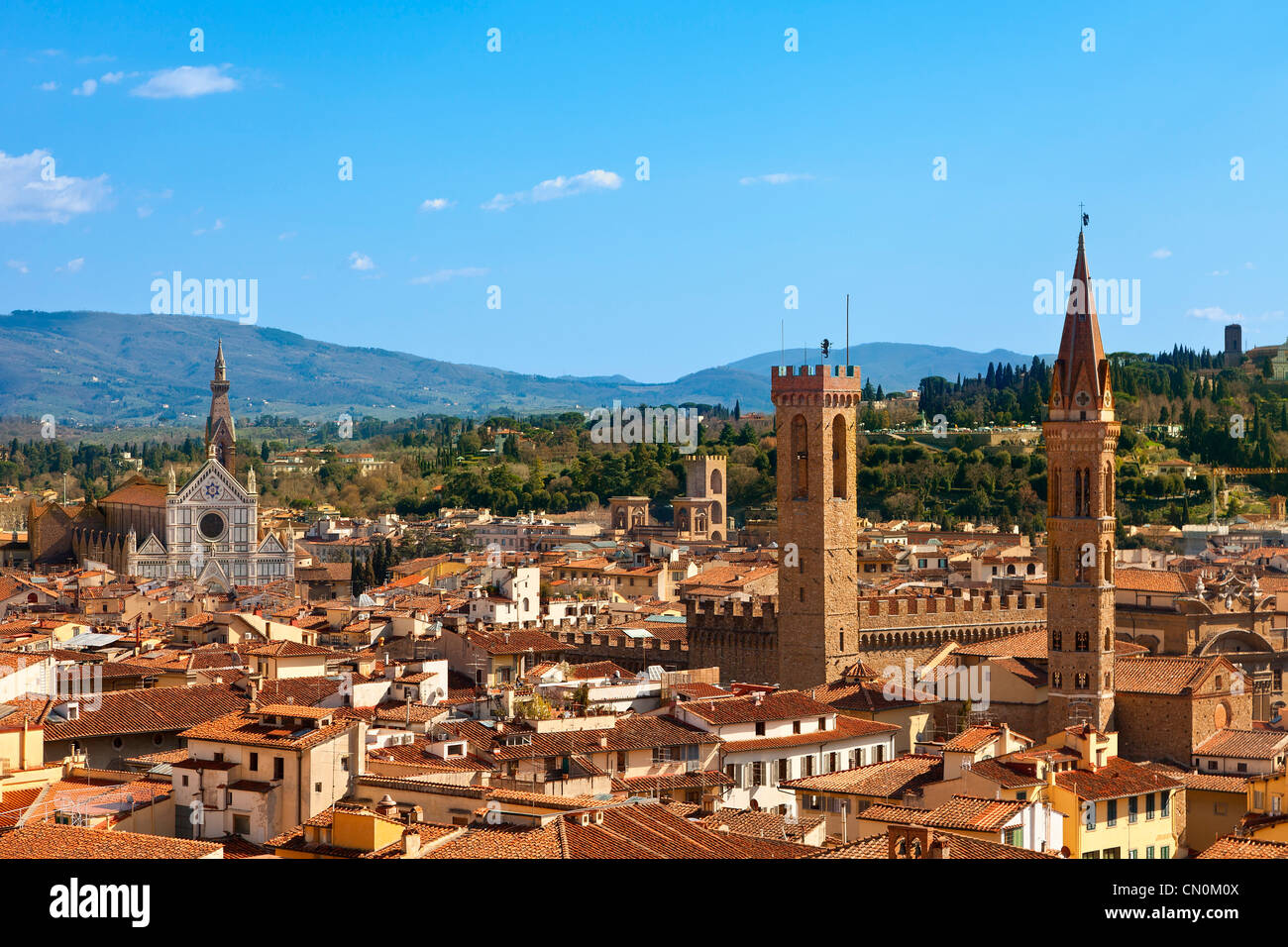Firenze, il Bargello e la Badia Fiorentina campanili, la chiesa di Santa Croce, Foto Stock
