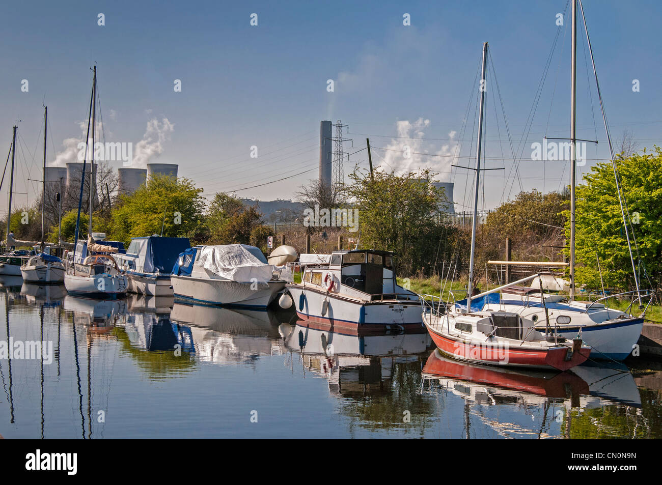 Fiddlers Ferry bacino yacht sul vecchio Sankey canal a Penketh Foto Stock