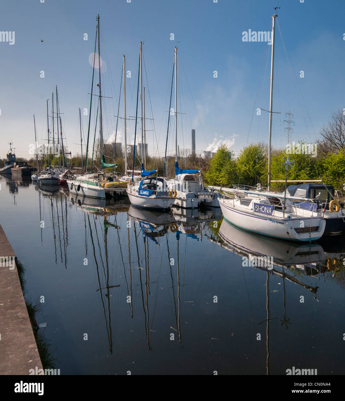 Fiddlers Ferry bacino yacht sul vecchio Sankey canal a Penketh Foto Stock