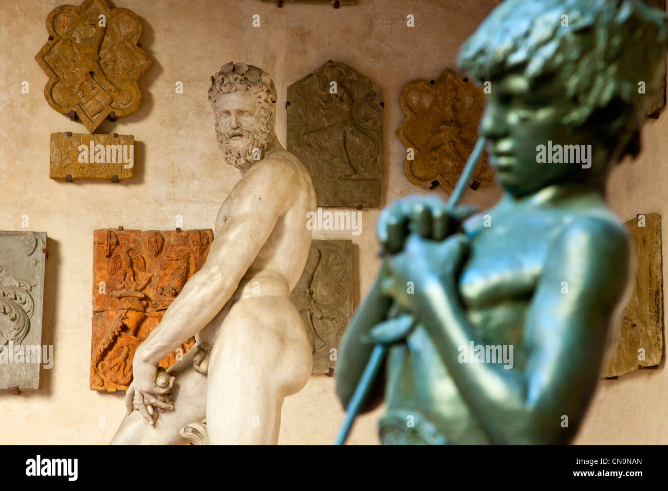 L'Europa, Italia, Firenze, Museo Nazionale del Bargello, il ragazzo di Fisher di Vincenzo Gemito (1852-1929) Foto Stock