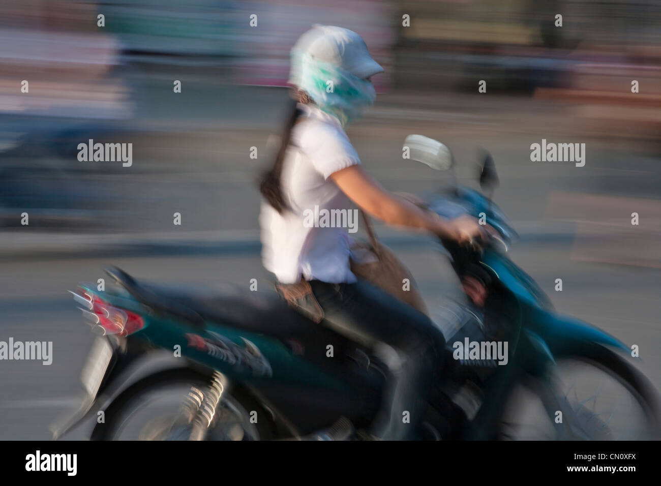 Le motociclette su strada, Ho Chi Minh City, Vietnam Foto Stock