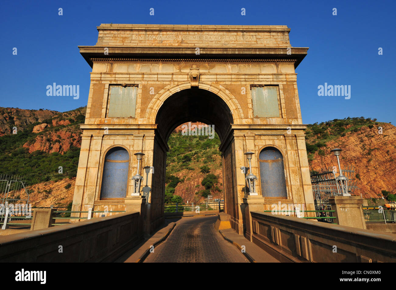 Diga Hartbeespoort Arch Foto Stock