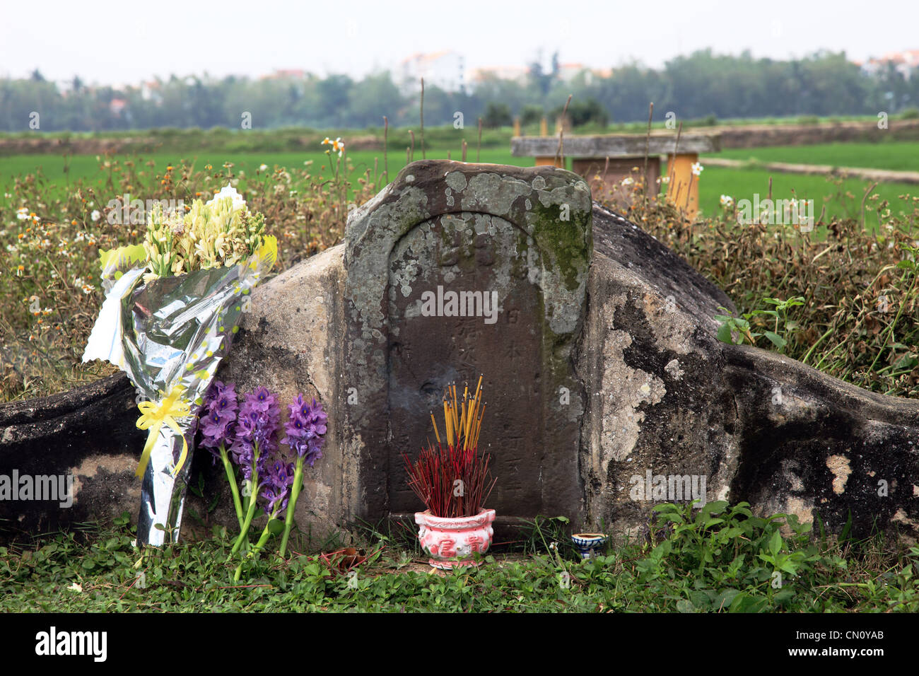 Mercante giapponese grave, periferia di Hoi An, Vietnam Foto Stock