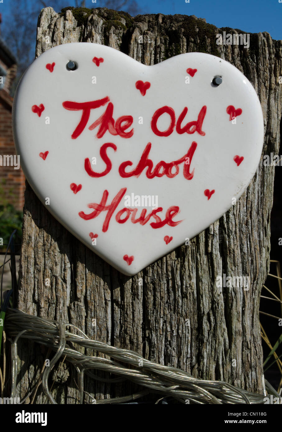 Un segno per la old school house Foto Stock